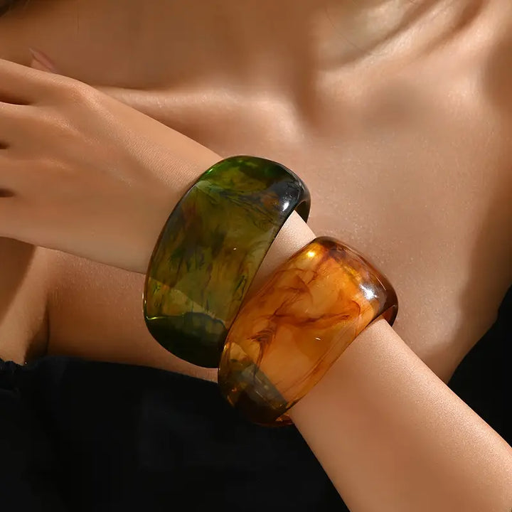 Bella Women's Bracelet | Handcrafted Resin Design, Boho-Chic