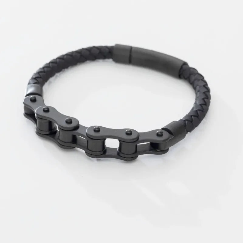 Velo Unisex Leather Bracelet | Handcrafted Vintage Design with Bicycle Chain Accent