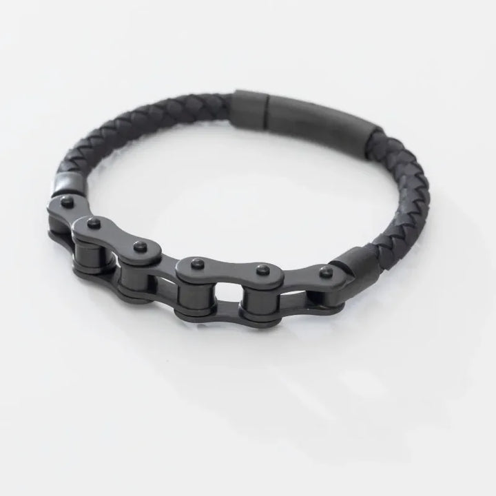 Velo Unisex Leather Bracelet | Handcrafted Vintage Design with Bicycle Chain Accent