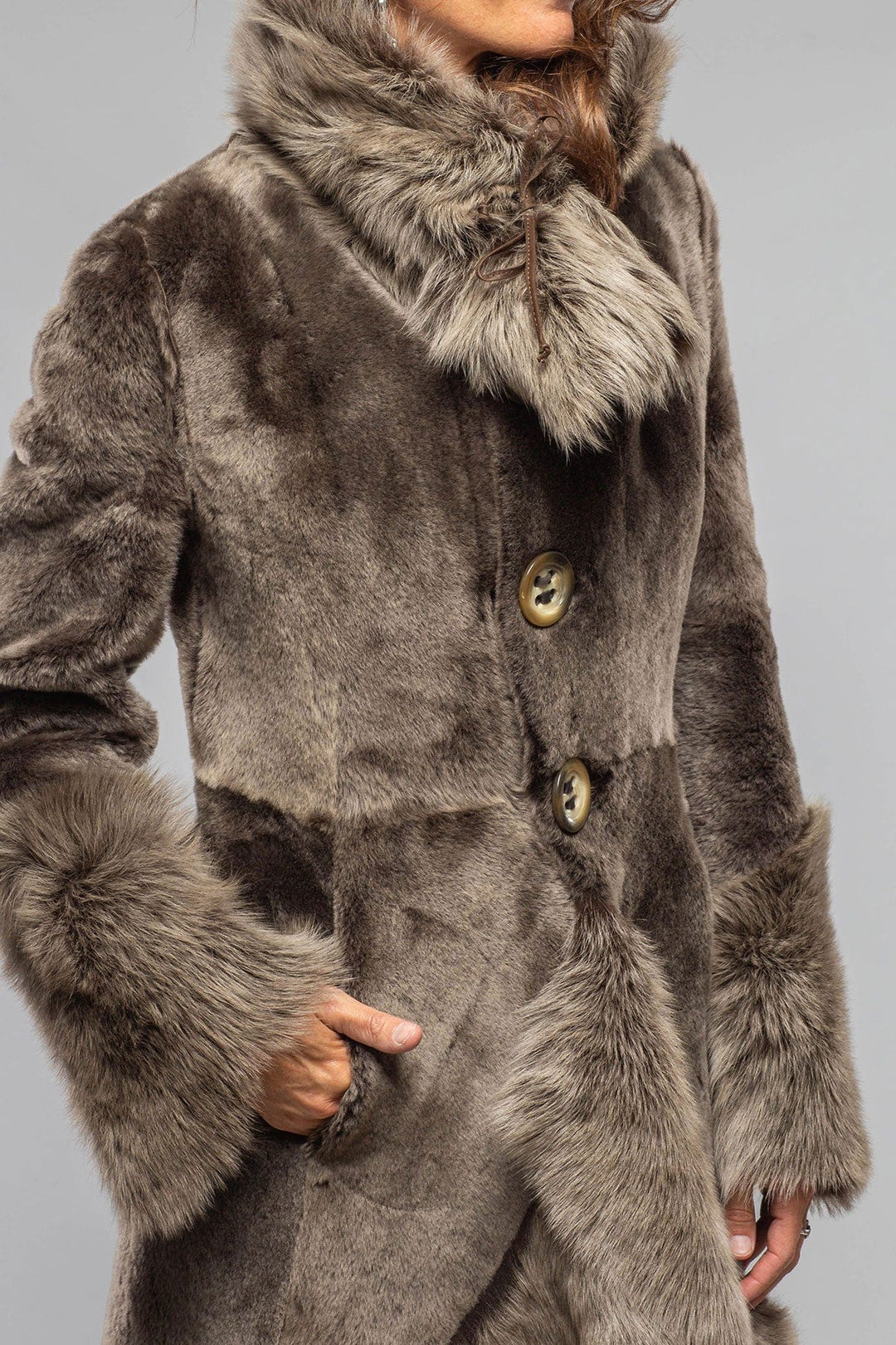 Wild Reversible Shearling In Selva